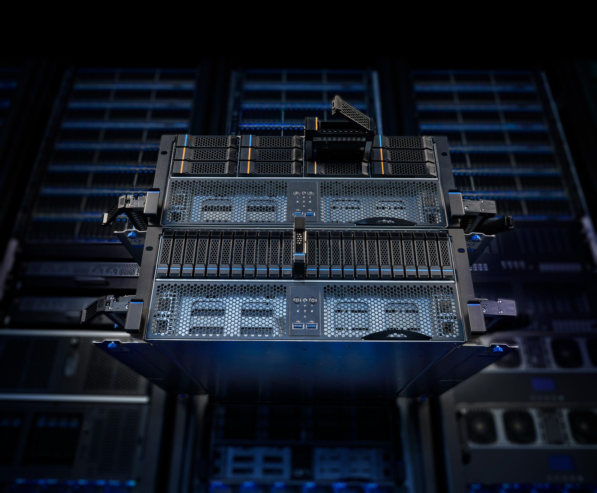 Chenbro Tri-load Series