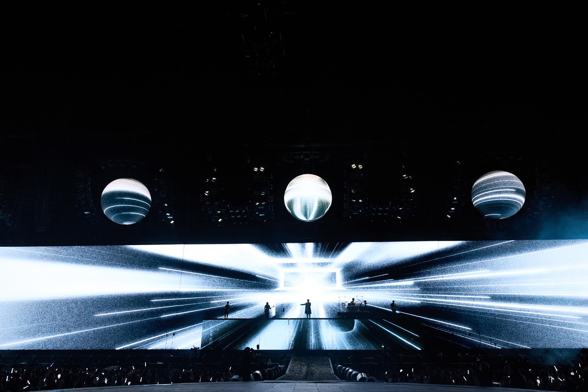 MAYDAY #5525 LIVE TOUR