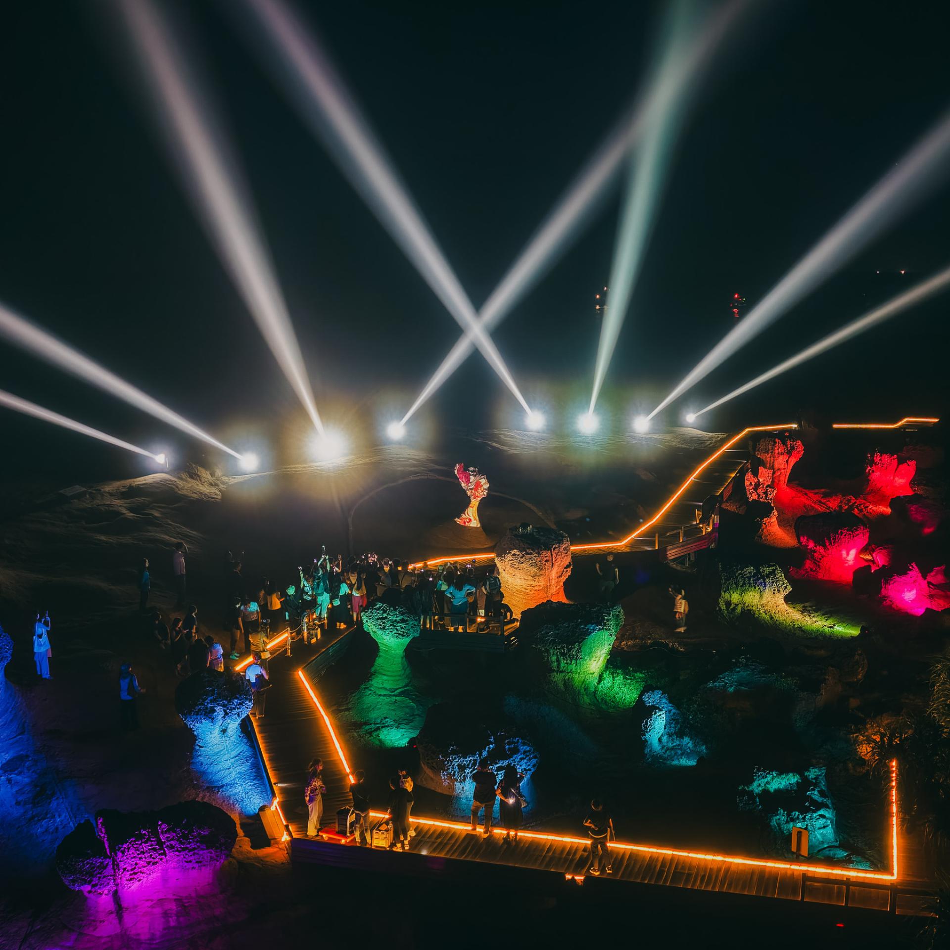 2025 Yehliu夜遊——女王頭燈飾