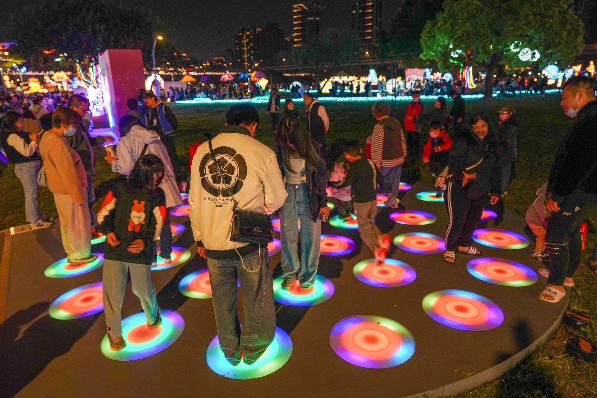 Luminous Gallop:2026 New Taipei Lantern Festival