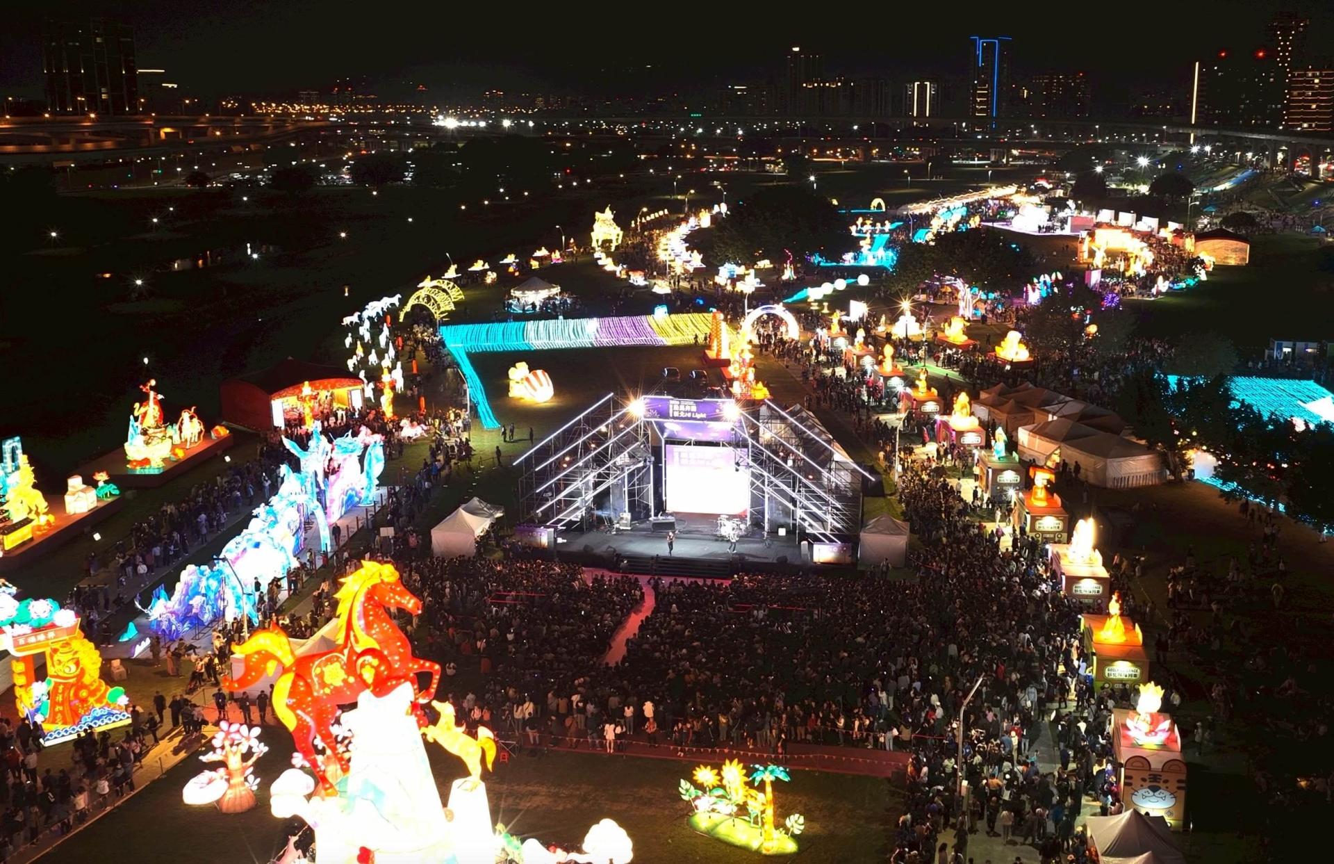  Luminous Gallop:2026 New Taipei Lantern Festival